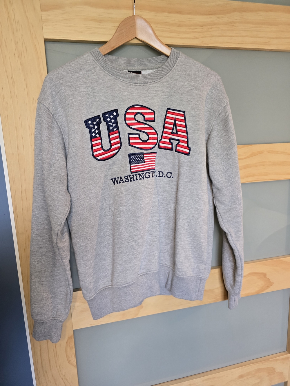 USA Graphic Crewneck Sweatshirt - Gray